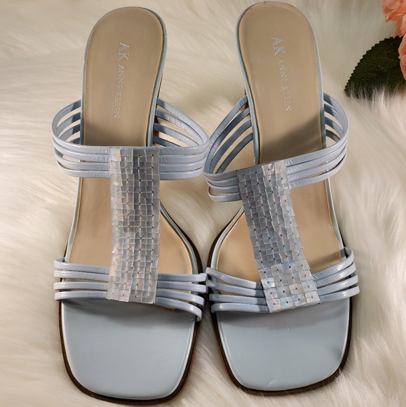 AK ANNE KLEIN LIGHT BLUE LEATHER SANDALS SIZE 9M - Picture 2 of 8